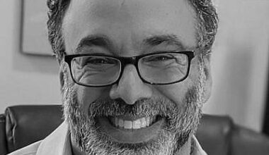 The Blogs: A Giant Warning | Menachem Creditor