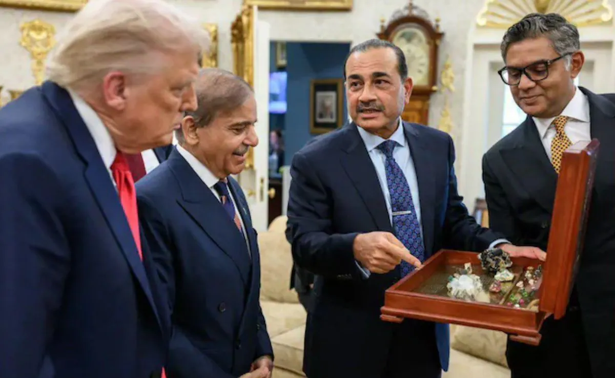 Donald Trump's Big Credit To Asim Munir, Shehbaz Sharif For Iran Ceasefire. How Pakistan Gains From It