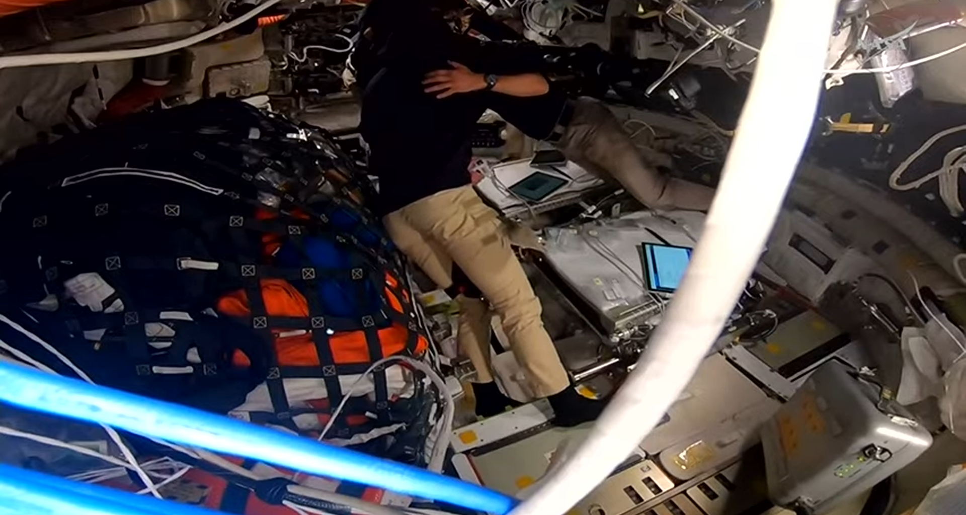 Moon memorial: Artemis 2 astronauts name lunar 'bright spot' after mission commander's late wife