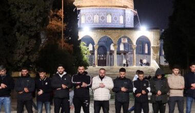 Thousands of Palestinians pray at Al-Aqsa Mosque after Israel’s 40-day ban | Occupied East Jerusalem News