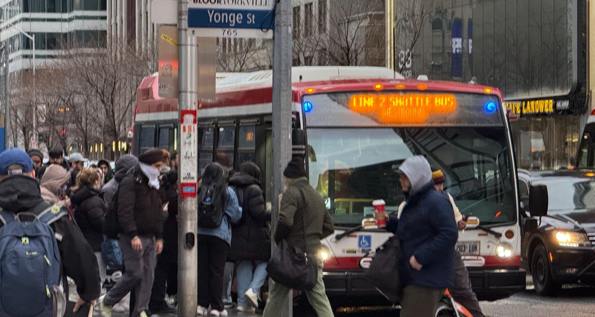 Subway service resumes on stretch of Line 2 following 2nd TTC oil spill in a week