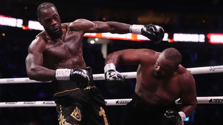 Derek Chisora in action against Deontay Wilder