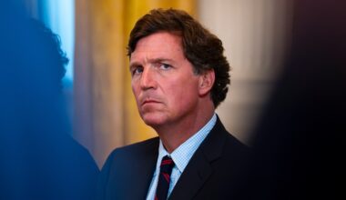 Tucker Carlson Apologizes for Supporting Trump Amid Iran War