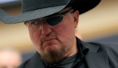 Trump administration moves to erase Jan. 6 riot convictions for seditious conspiracy : NPR