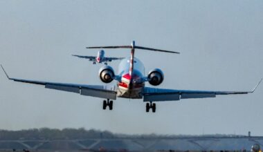 'Analog' U.S. air traffic system needs changes, leaders say : NPR