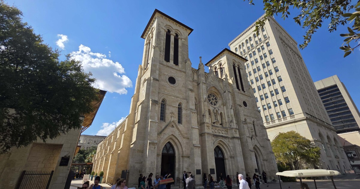 Outside San Fernando Cathedral, San Antonians react to Trump, the Pope and Iran