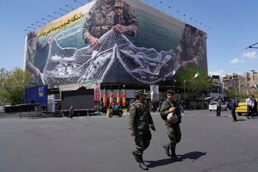 Iran reinstates restrictions on Strait of Hormuz amid US blockade