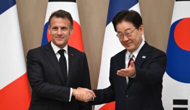 French and South Korean leaders say they'll work together on Strait of Hormuz