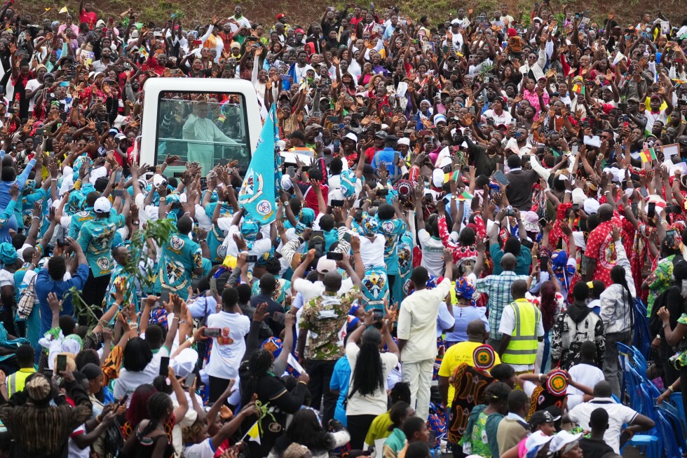 Pope Leo XIV celebrating a big Mass in Cameroon
