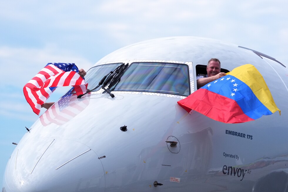 After 7 years, first US-Venezuela commercial flight lands in Caracas