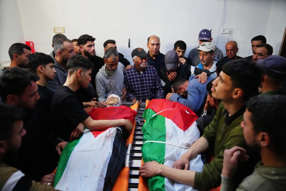 Israeli army reservist kills 2 Palestinians in West Bank village