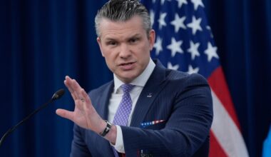 More US troops head to the Middle East