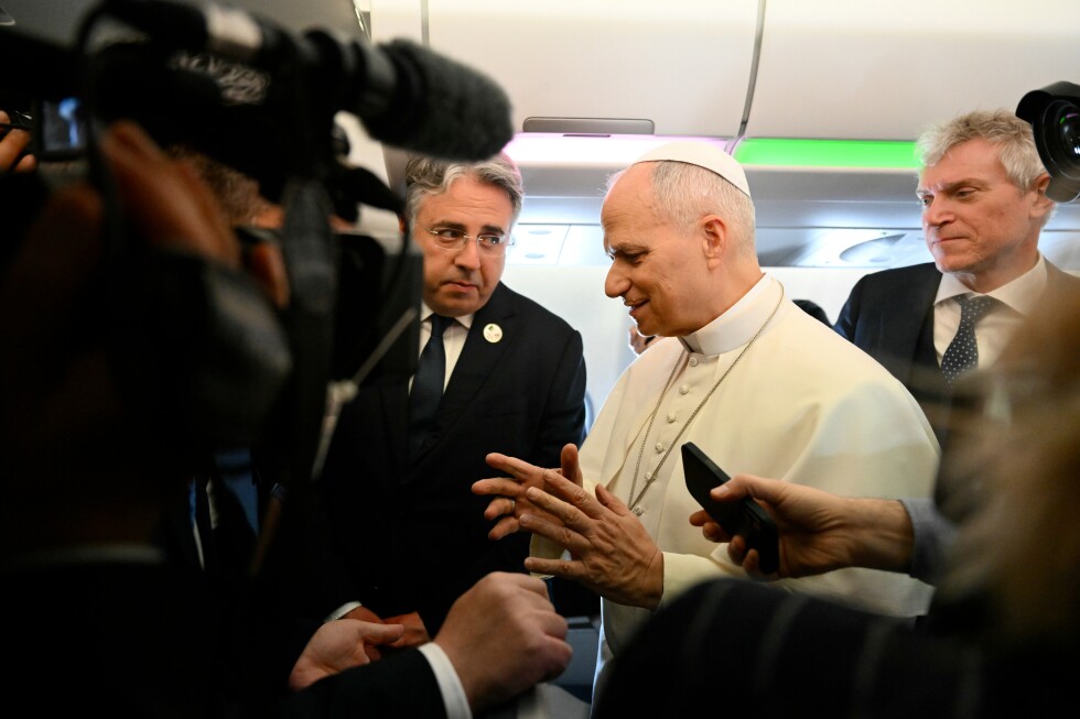 Media access to pope on trips abroad offers unique access but also limits local reporting