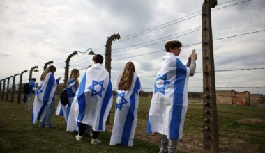 Poland and Israel mark Holocaust Remembrance Day in photos