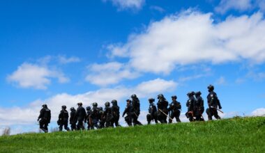 Wisconsin authorities arrest about 25 protesters at beagle breeding facility