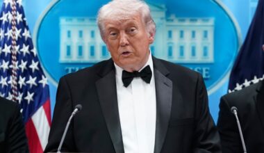 Suspect was armed with multiple weapons at White House correspondents' dinner
