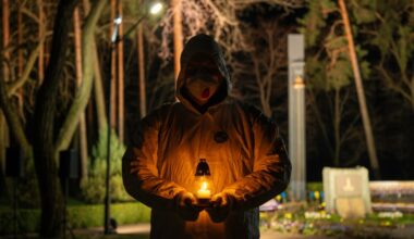 Ukrainian city gathers for midnight Chernobyl vigil 40 years later