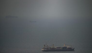 Trump issues 'shoot and kill' order against Iranian small boats in Strait of Hormuz