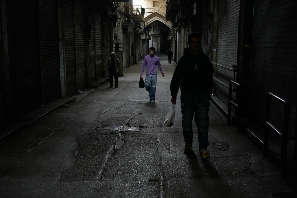 Families in Iran struggle with wartime school closures