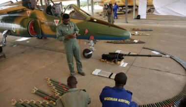 Some 100 people killed in mistaken air force attack on Nigerian market