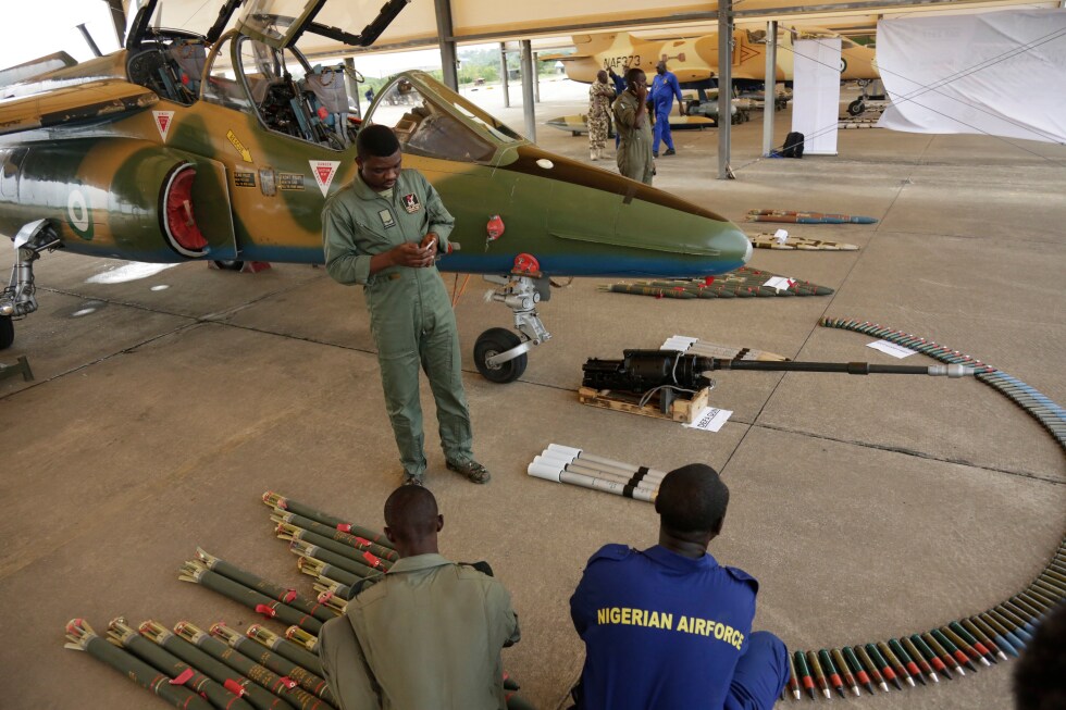 Some 100 people killed in mistaken air force attack on Nigerian market