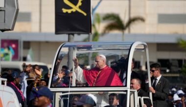 Pope arrives in Angola for third leg of Africa tour