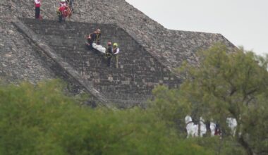 Gunman shoots several tourists at Teotihuacán pyramids in Mexico
