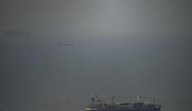 Trump maintains blockade as Iran's factions struggle to unite