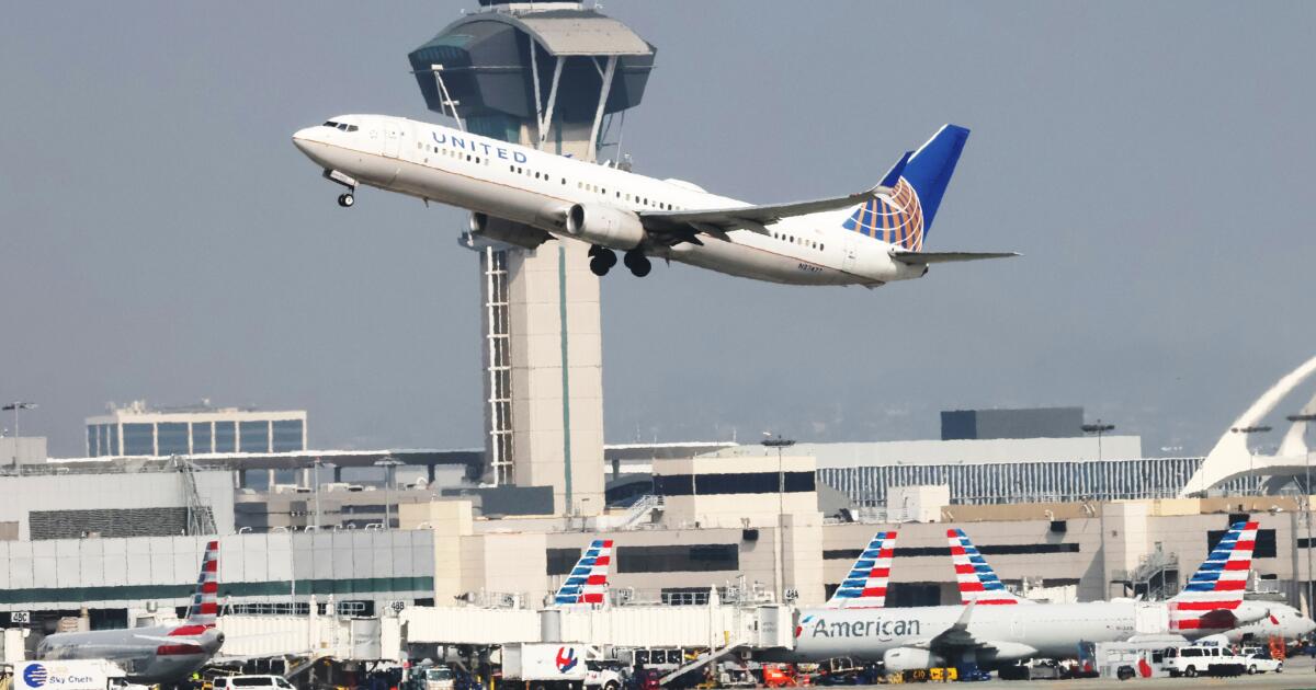 United Airlines pilot reports possible drone strike over San Diego