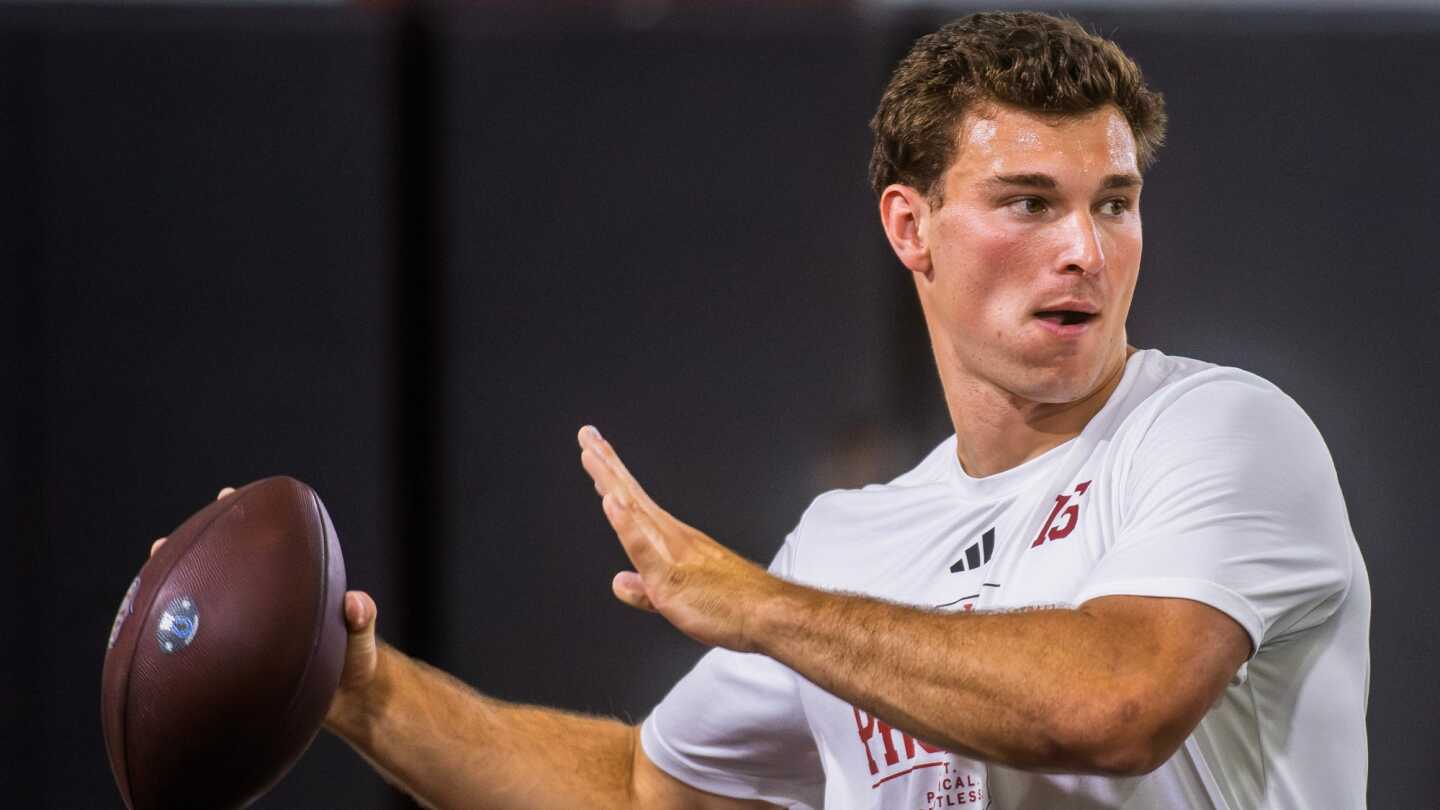 Fernando Mendoza launches foundation to support multiple sclerosis research