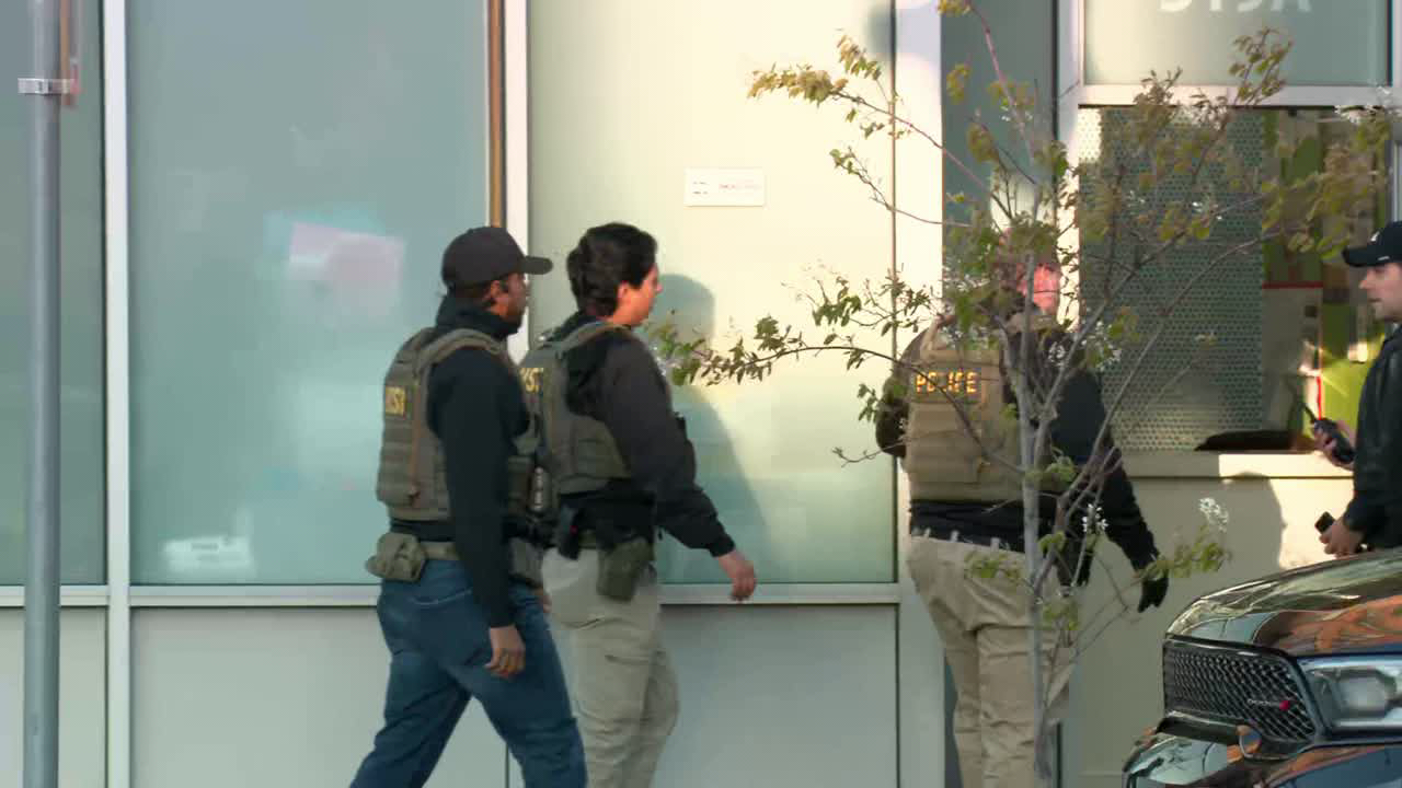FBI executes 22 search warrants in Minnesota fraud investigation