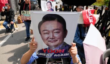 S. Korean court sentences ex-Pres. to 7 years for charges including resisting arrest