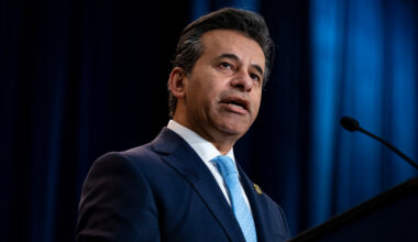 Marty Makary, Trump’s F.D.A. Commissioner, Resigns After Weeks of Pressure