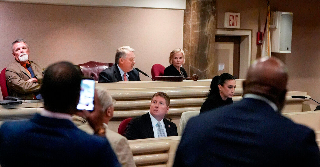 Alabama Asks Supreme Court to Allow it to Use New Voting Map