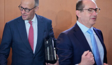 German Leaders Clash With Spy Chiefs Over Domestic Threat From Iran