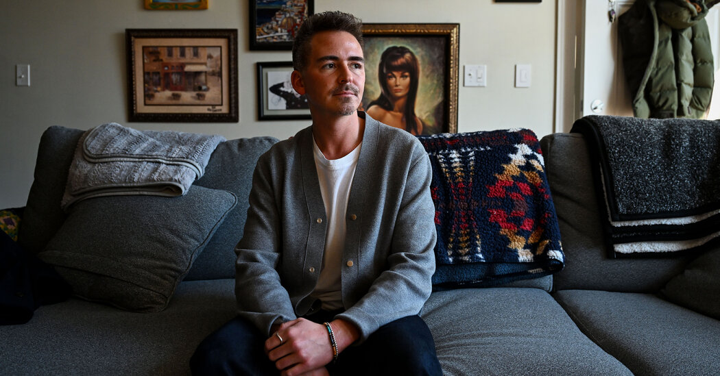 Their Phones Were Stolen in London. Then the Threats Started.