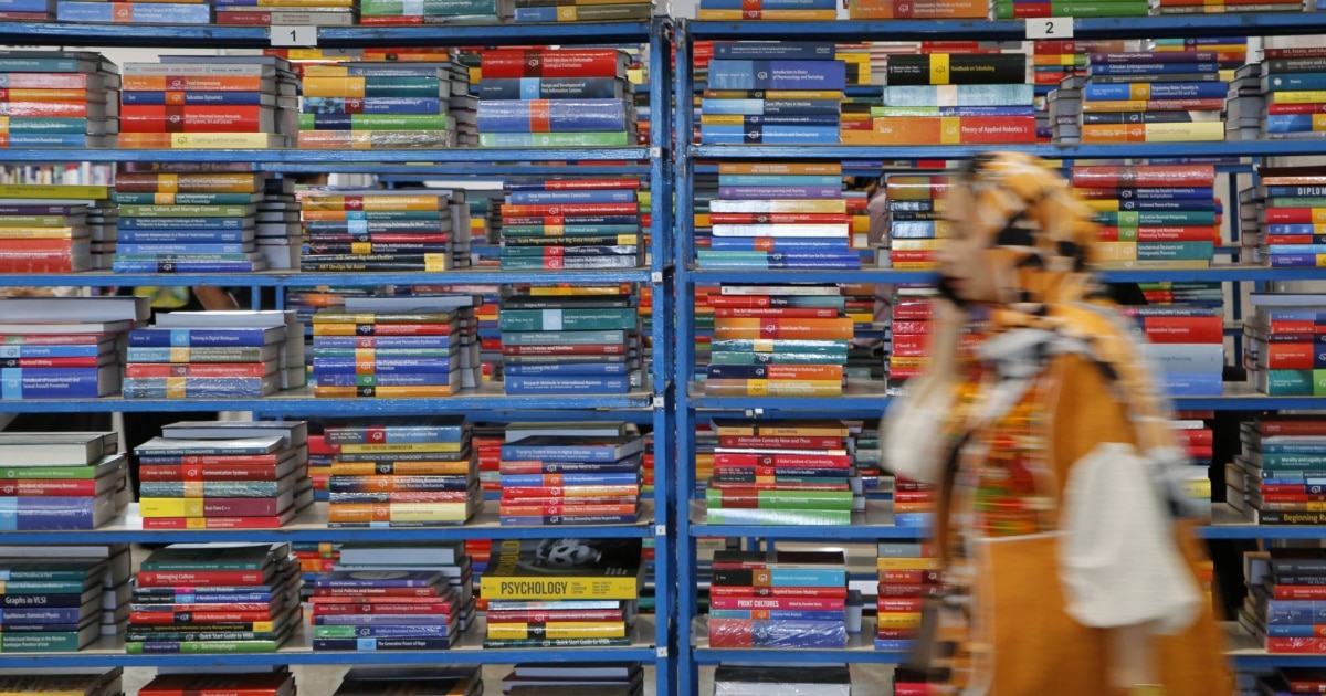 Iran's Book Industry Confronts War's Compounding Toll As Virtual Fair Opens