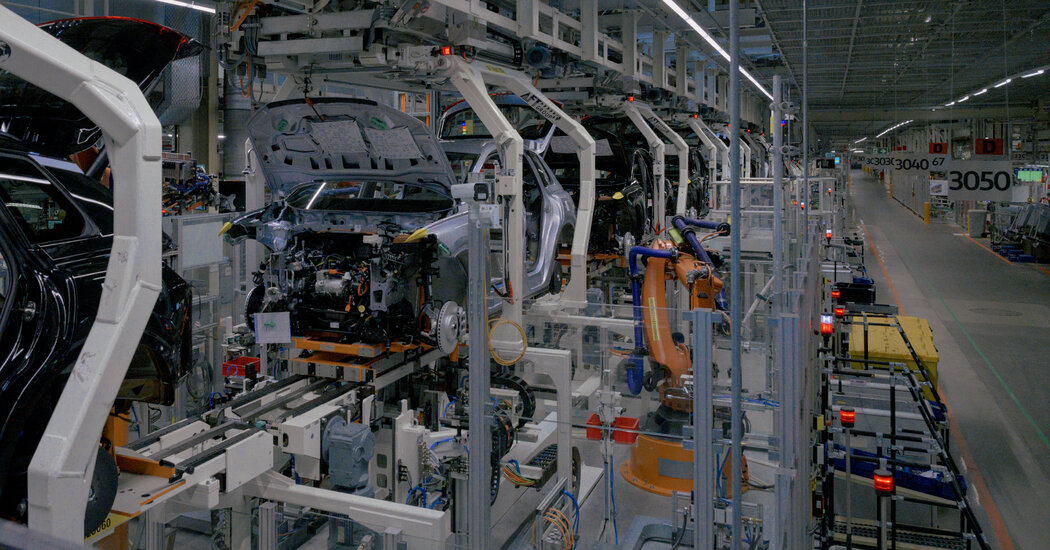 Trump Threatens Higher Tariffs on European Cars