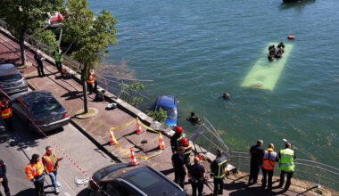 Very Dramatique! 4 Are Rescued After Trainee Driver Plunges Bus Into Seine