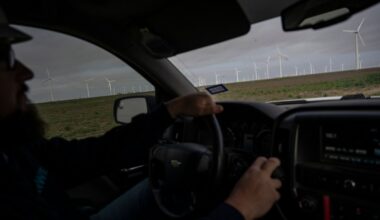 Feds cite national security to stall 54 Texas wind projects