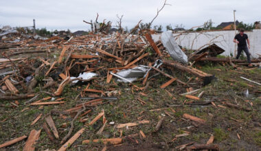 Weather Service Races to Rehire as Storm Season Arrives