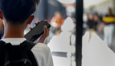School Cellphone Ban Study Finds Mixed Results