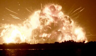 Blue Origin explosion threatens to delay NASA's moon program
