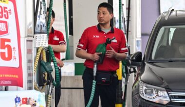 Oil Prices Rise as U.S. and Iran Test Truce With Military Strikes