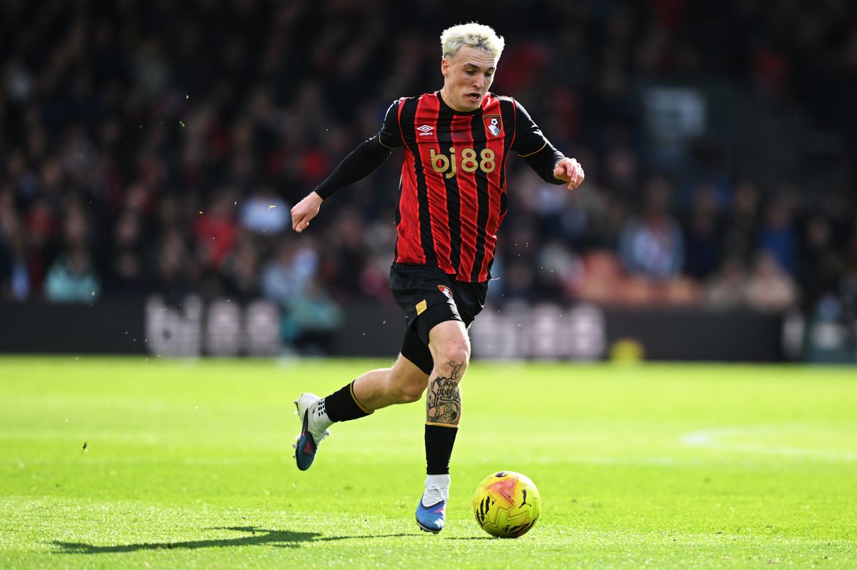 BOURNEMOUTH, ENGLAND - FEBRUARY 28: Alex Jimenez of Bournemouth in action during the Premier League match between Bournemouth and Sunderland at Vitality Stadium on February 28, 2026 in Bournemouth, England. (Photo by Mike Hewitt/Getty Images)