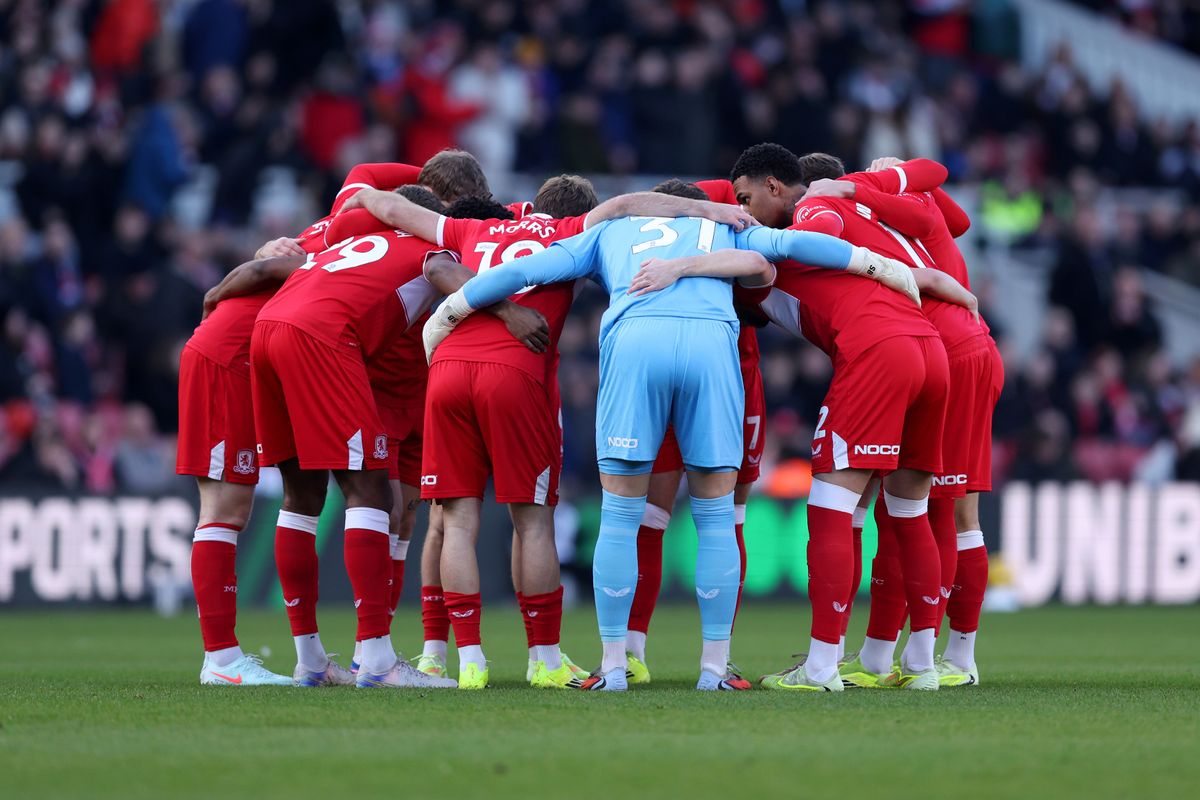 The Middlesbrough team huddle