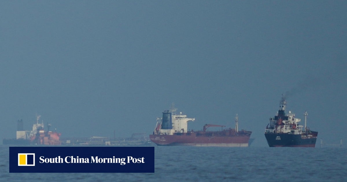 Oil drops as US touts progress on Iran deal, reopening Hormuz