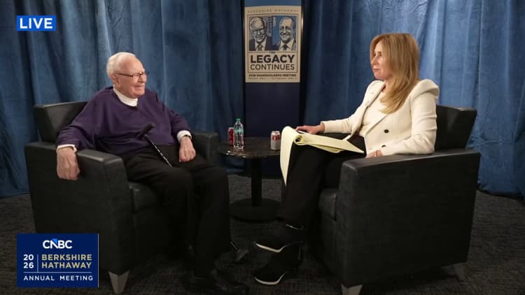 Warren Buffett tells CNBC it's not the ideal environment to invest Berkshire's record cash hoard
