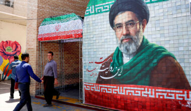 U.S. and Iran are no closer to ending war; Tehran's response awaited