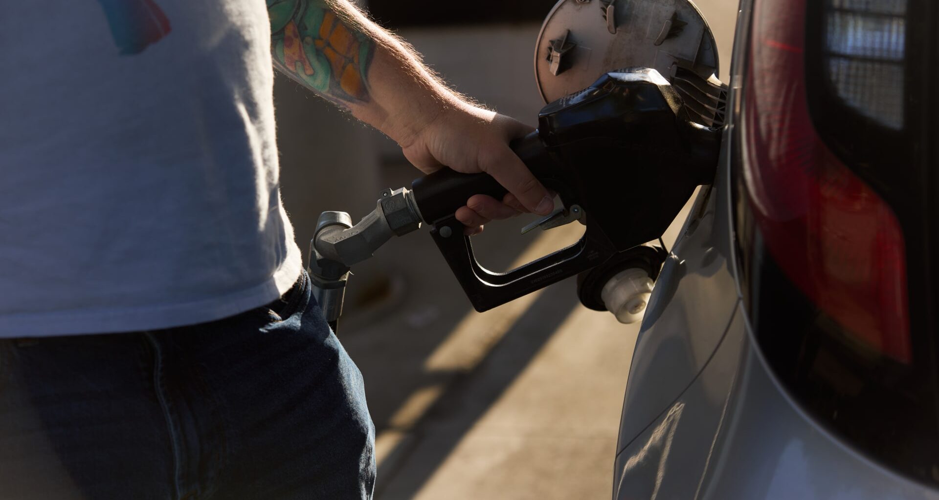 How Walmart's gas price warning shapes our retail outlook — plus, Honeywell's quantum connection